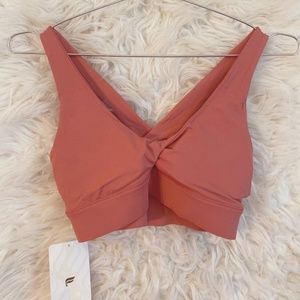 NWT Fabletics Addison Medium Impact Sports Bra